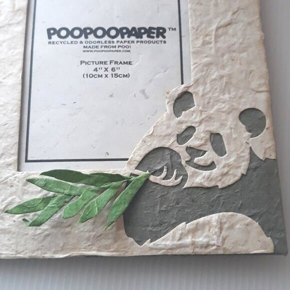 Poopoopaper Recycled Paper Panda w/3-D Leaves Photo Frame - Picture 2 of 6